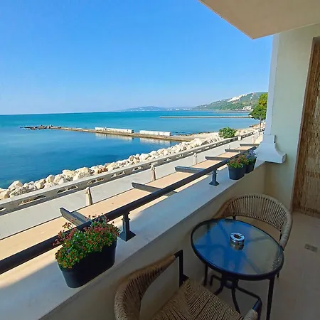 Danaya, Carpe Diem Complex, Balchik, Free-parking & Swimming Pool Apartment Balchik