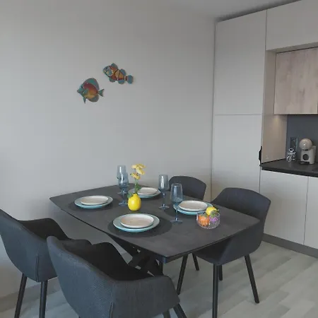 Danaya, Carpe Diem Complex, Balchik, Free-parking & Swimming Pool Apartment